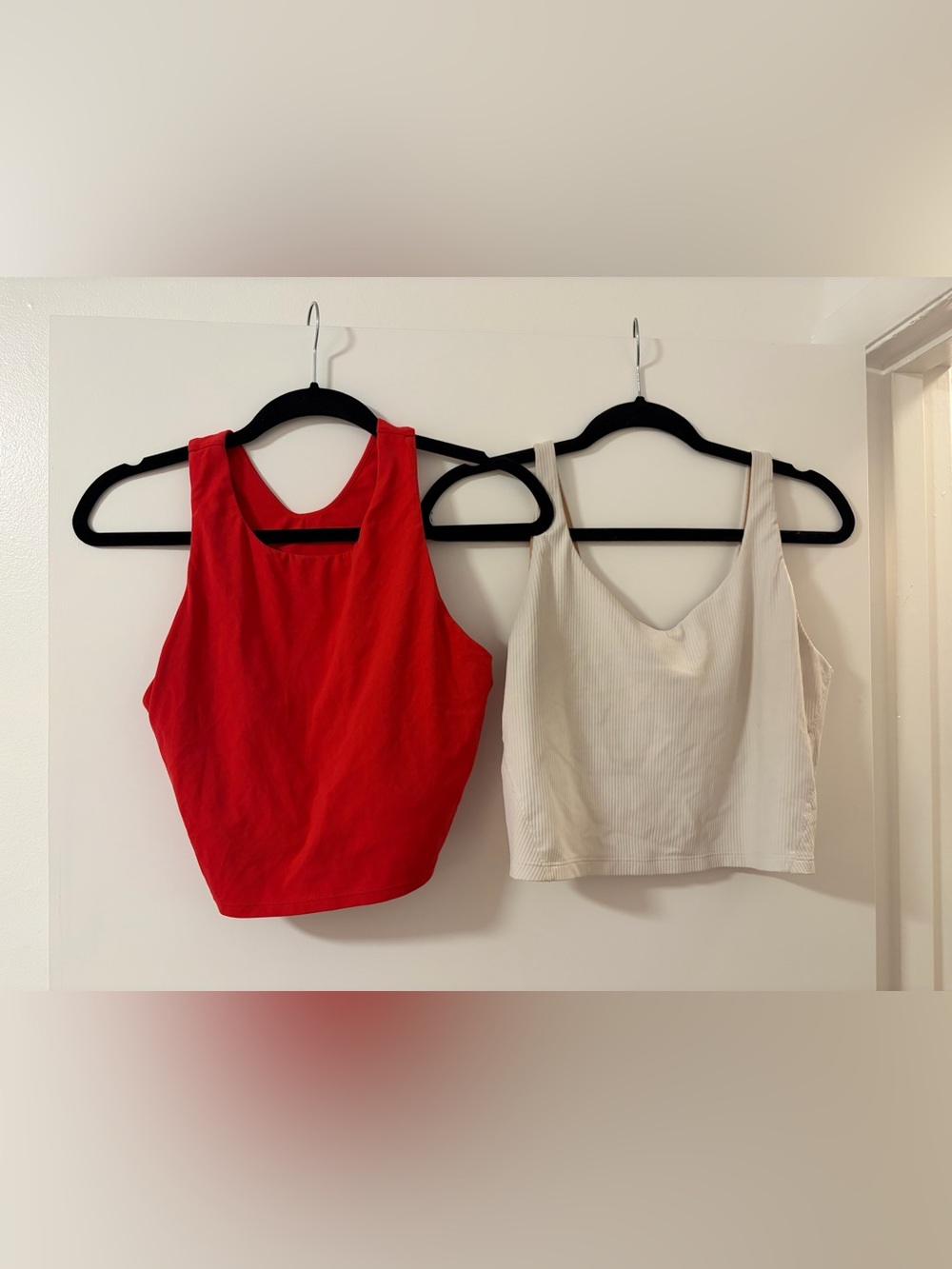 Set of 2 cropped tanks/sports bras